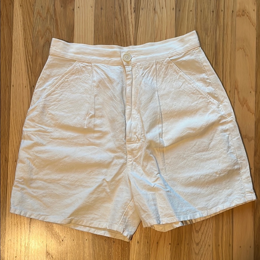 NWOT Rudy Jude Adult flax shorts in Natural, size 3